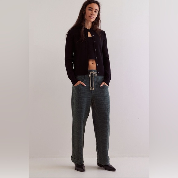 Free People Washed Away‎ Pull On Boyfriend Textured Jeans Pants Green Army Small